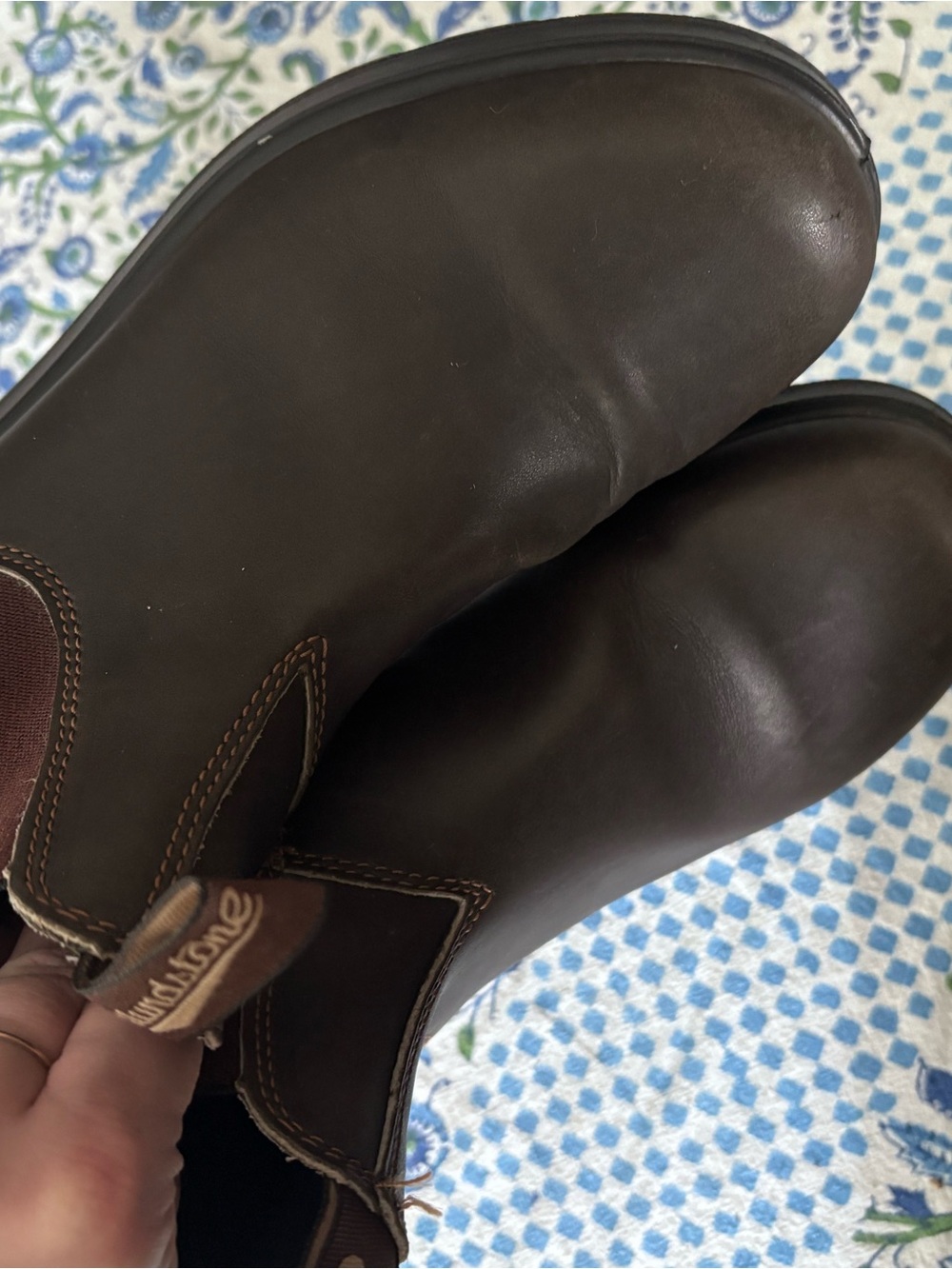 Blundstone Brown Chelsea Slip-On Boots - Picture 10 of 11